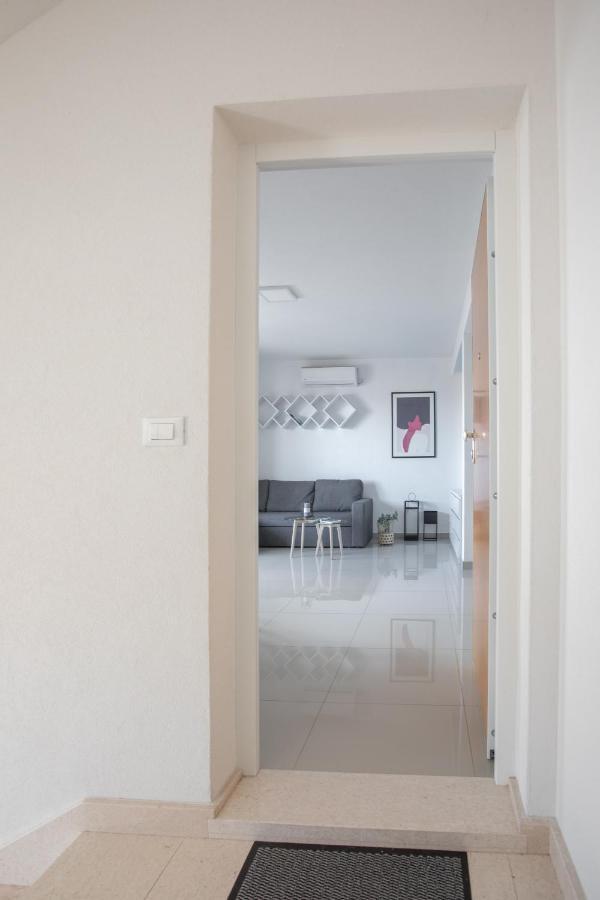 Apartment Ana Makarska Exterior photo